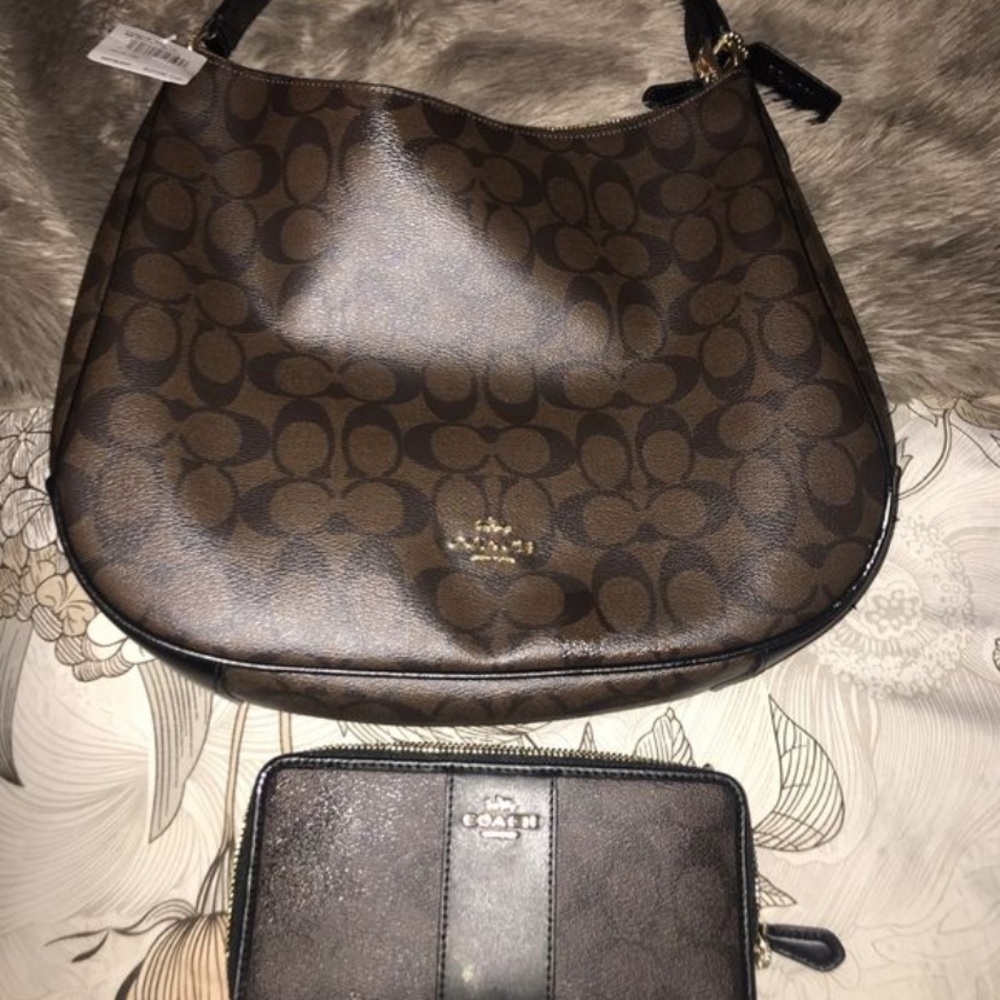 Brand new coach purse with matching wallet